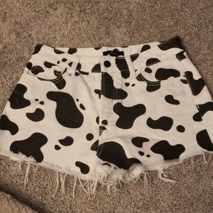 Forever 21 frayed jean shorts